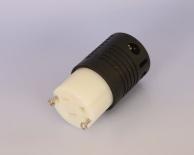 Re-Wireable Nema 5-15R Socket.