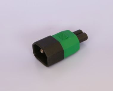 IEC C14 / IEC C7 Adapter