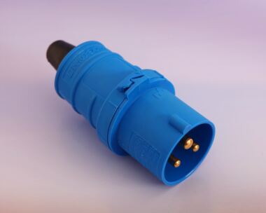 Re-Wireable IEC60309 16A 240v Plug.